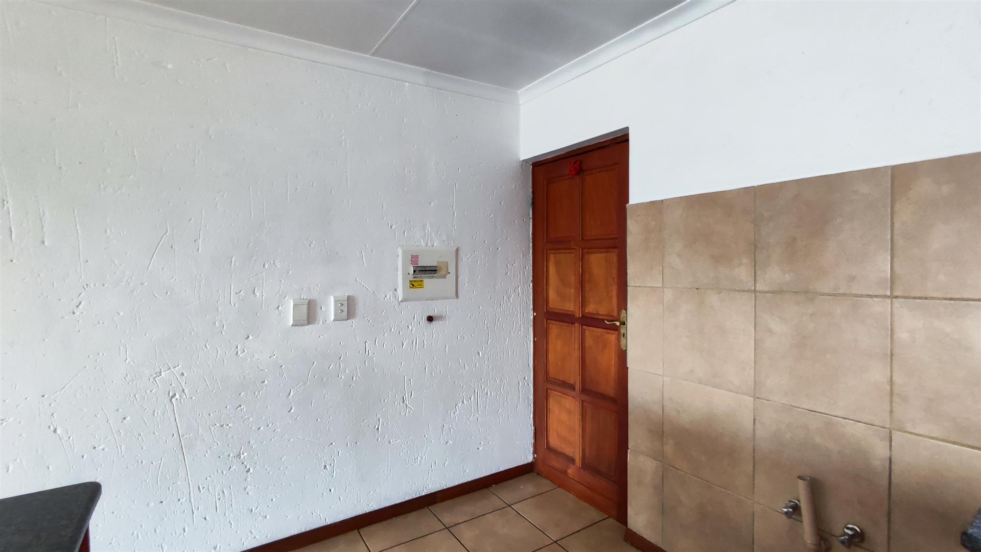 Kitchen - 13 square meters of property in Meyersdal