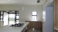 Kitchen - 17 square meters of property in Louwlardia