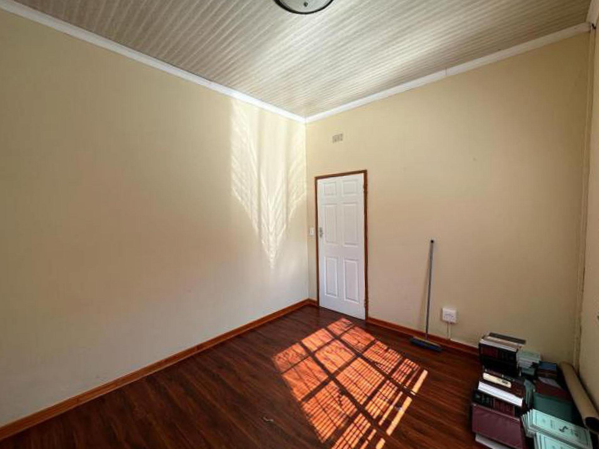 Rooms of property in Bloemfontein