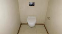 Guest Toilet - 4 square meters of property in Ballito