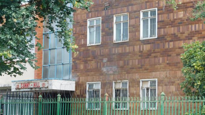 SA Home Loans Sale in Execution 2 Bedroom Apartment for Sale in Sunnyside - MR565863