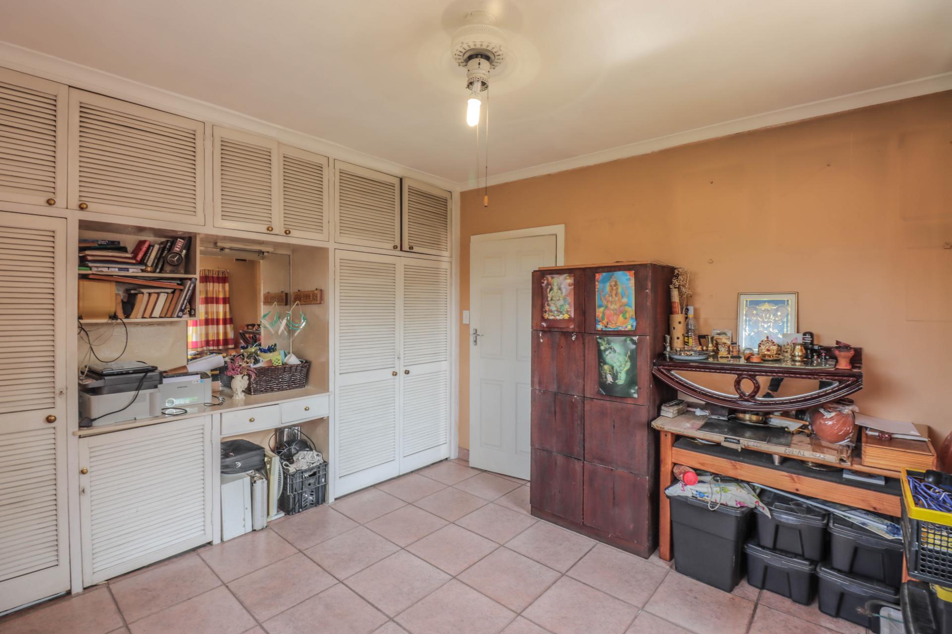 4 Bedroom House for Sale For Sale in Hatton Estate MR56607