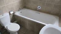 Bathroom 1 - 6 square meters of property in Bardene