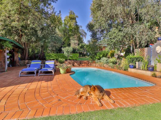 Farm for Sale For Sale in Rustenburg - MR566259