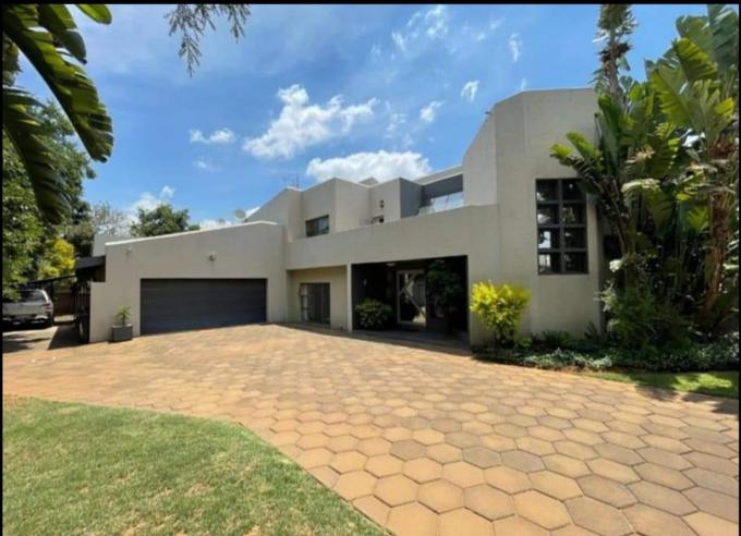 5 Bedroom House for Sale For Sale in Rooihuiskraal - MR566809