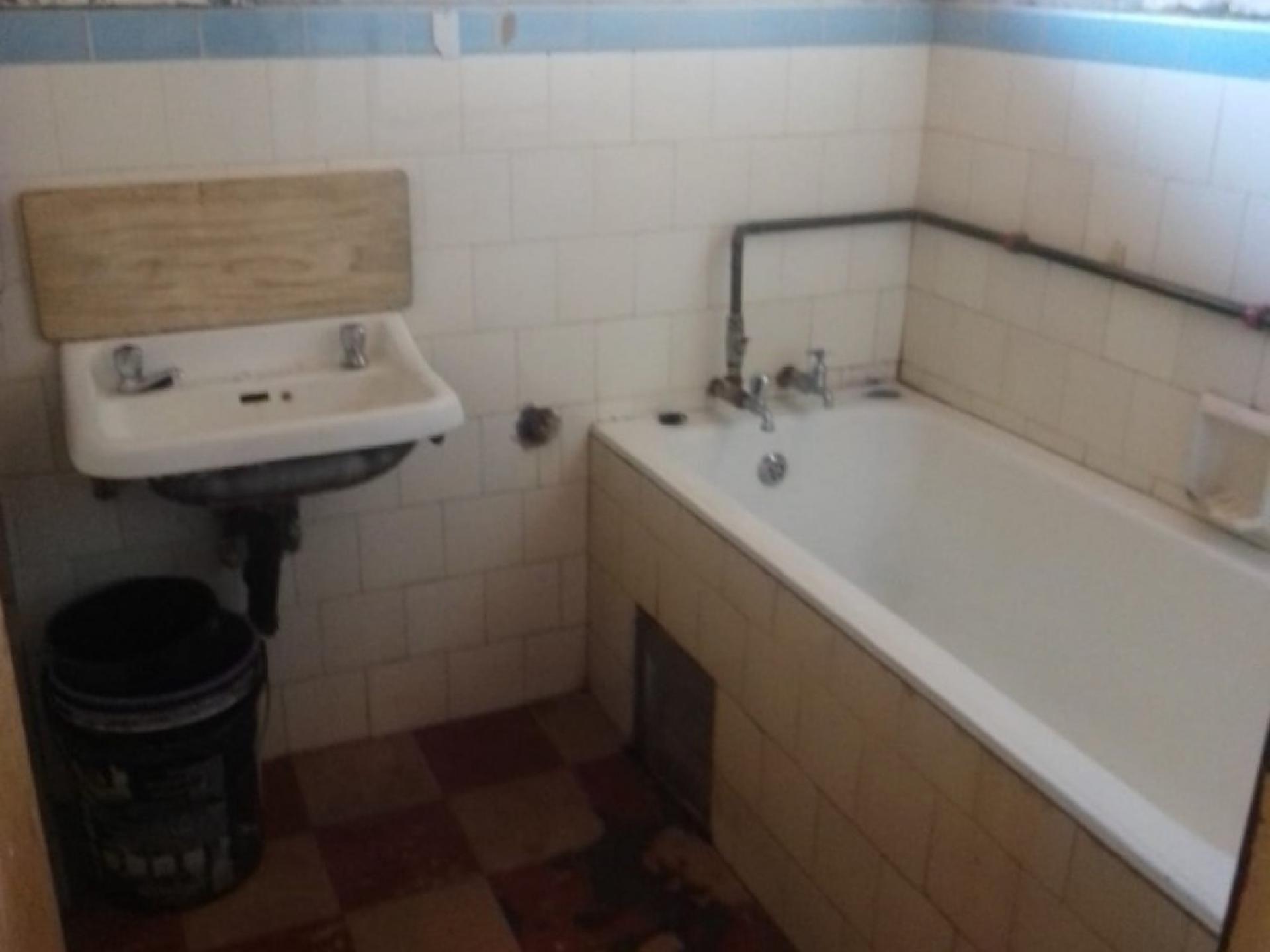 8 Bedroom Commercial for Sale For Sale in Bertrams MR56704