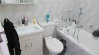 Main Bathroom - 4 square meters of property in Primrose Hill