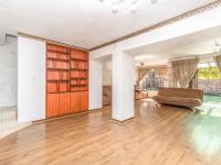  of property in Fairlands