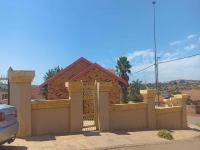 Front View of property in Atteridgeville