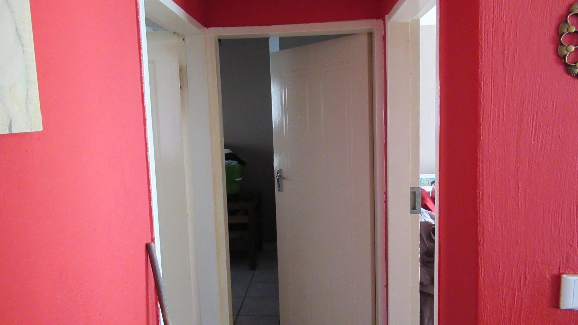 Spaces - 2 square meters of property in Comet