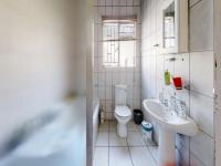 Bathroom 1 - 6 square meters of property in Comet