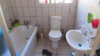 Bathroom 1 - 6 square meters of property in Comet