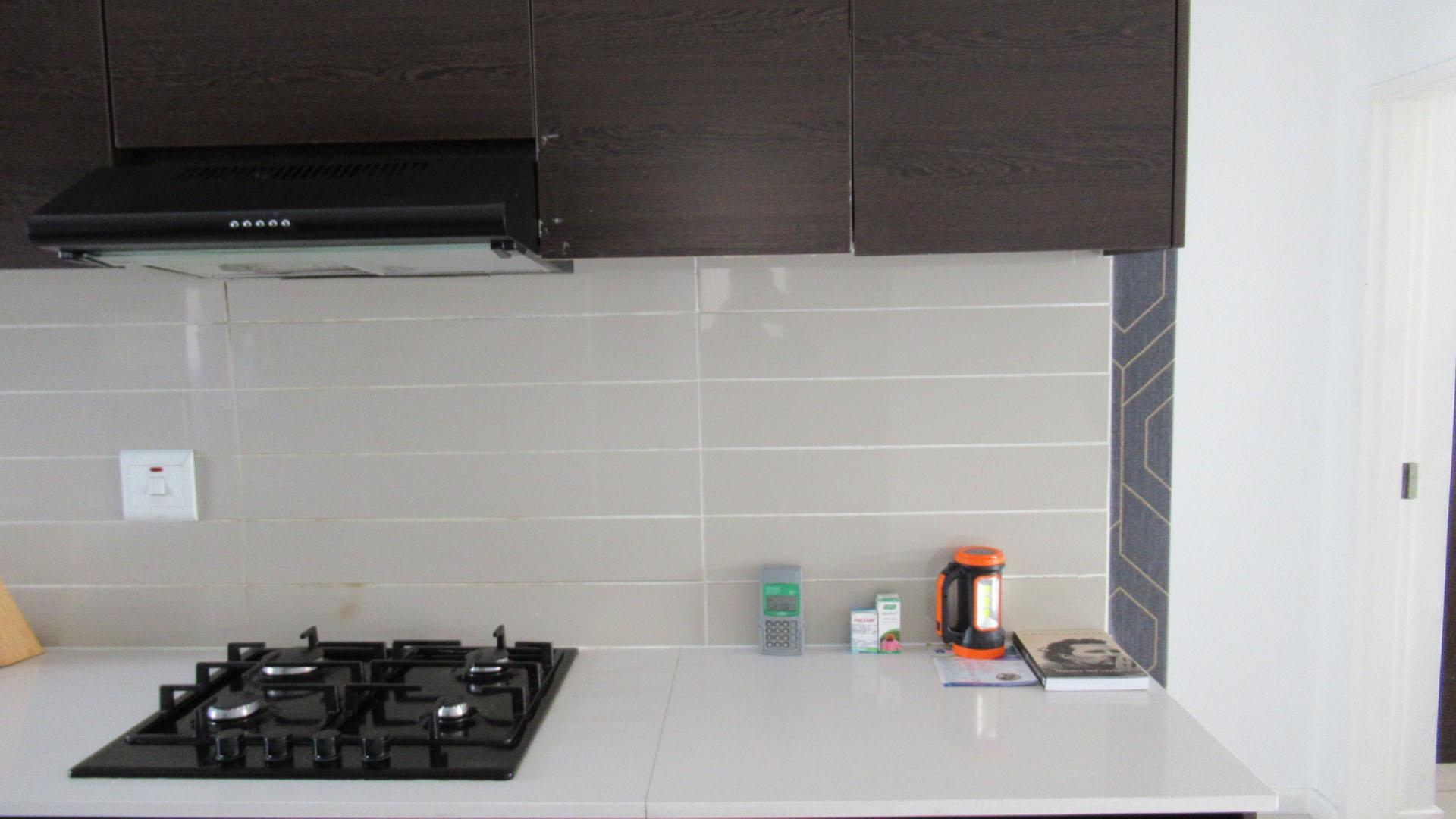 Kitchen - 11 square meters of property in Greenstone Hill