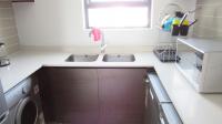 Kitchen - 11 square meters of property in Greenstone Hill