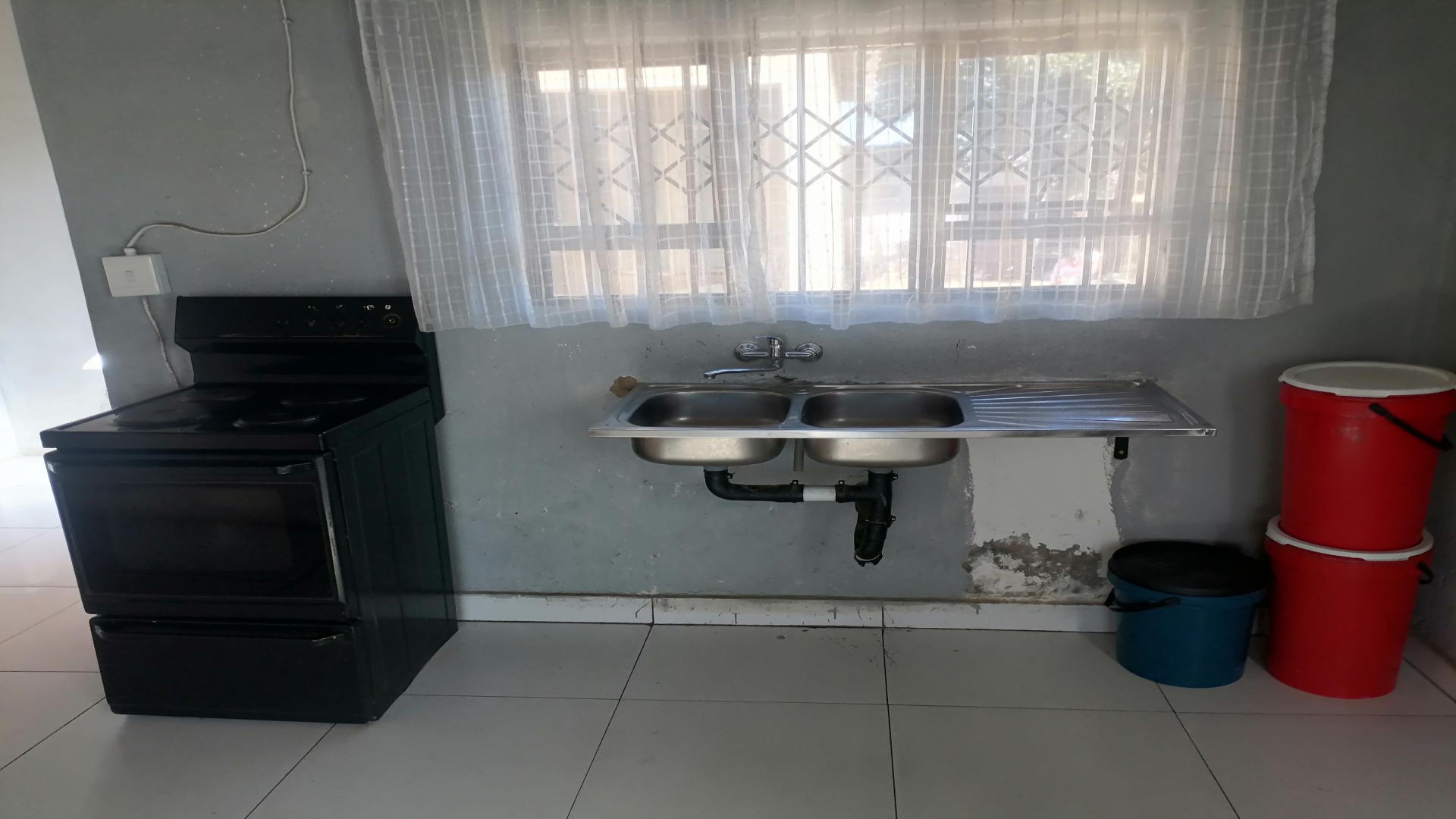 Kitchen of property in Madadeni