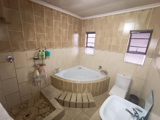 3 Bedroom House for Sale For Sale in Mid-ennerdale - MR568038