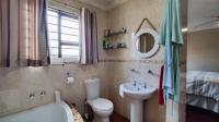 Main Bathroom - 7 square meters of property in Vosloorus