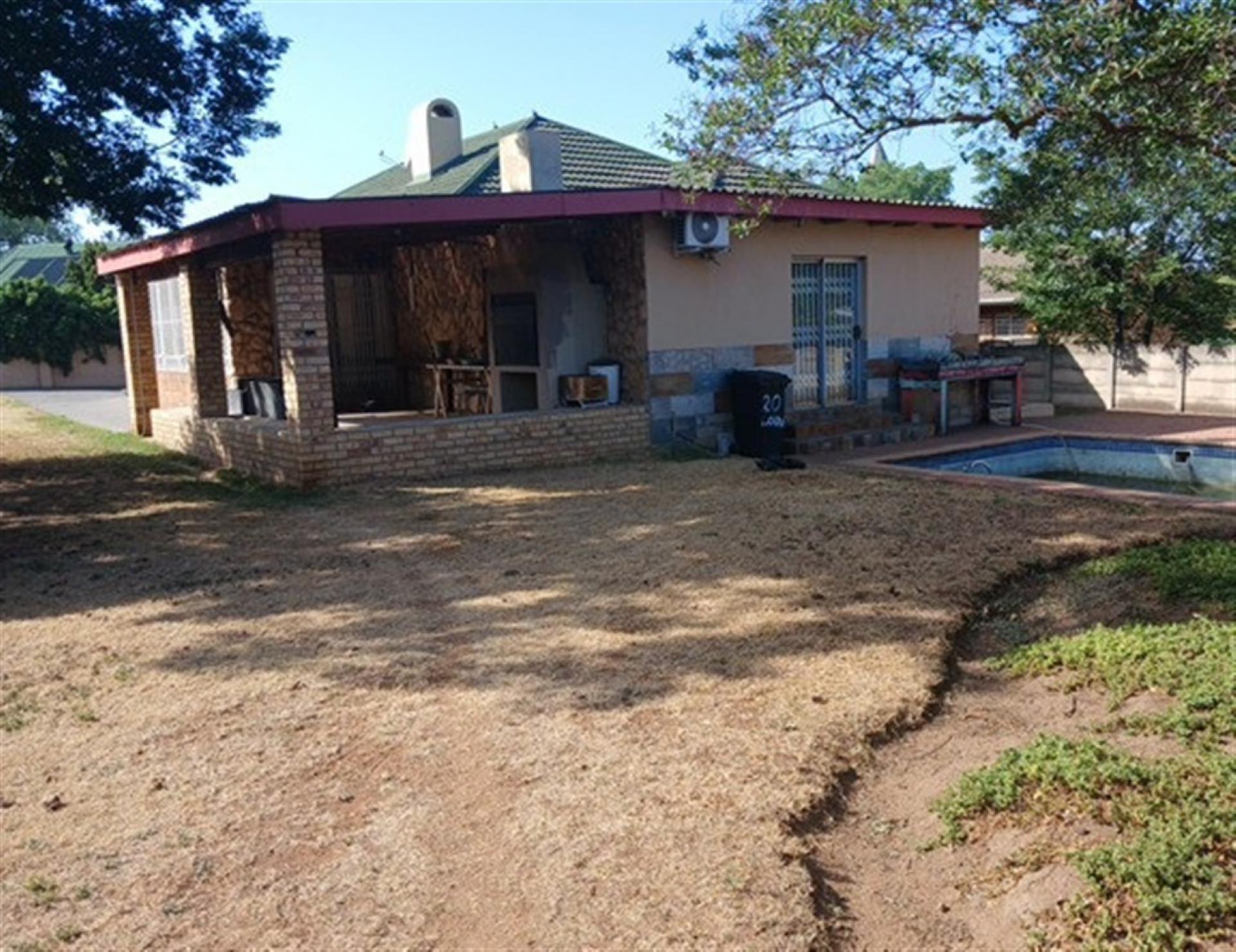 Front View of property in Heidelberg - GP