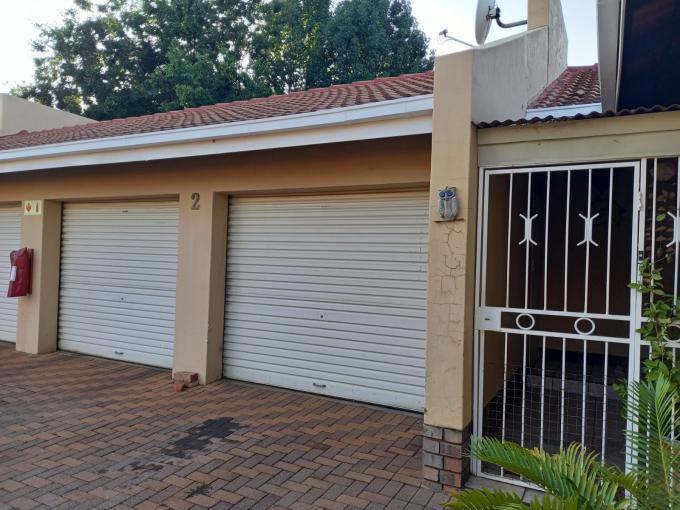 3 Bedroom Simplex for Sale For Sale in Lyttelton Manor - MR568421