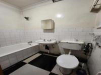Bathroom 1 of property in Bloemfontein Rural