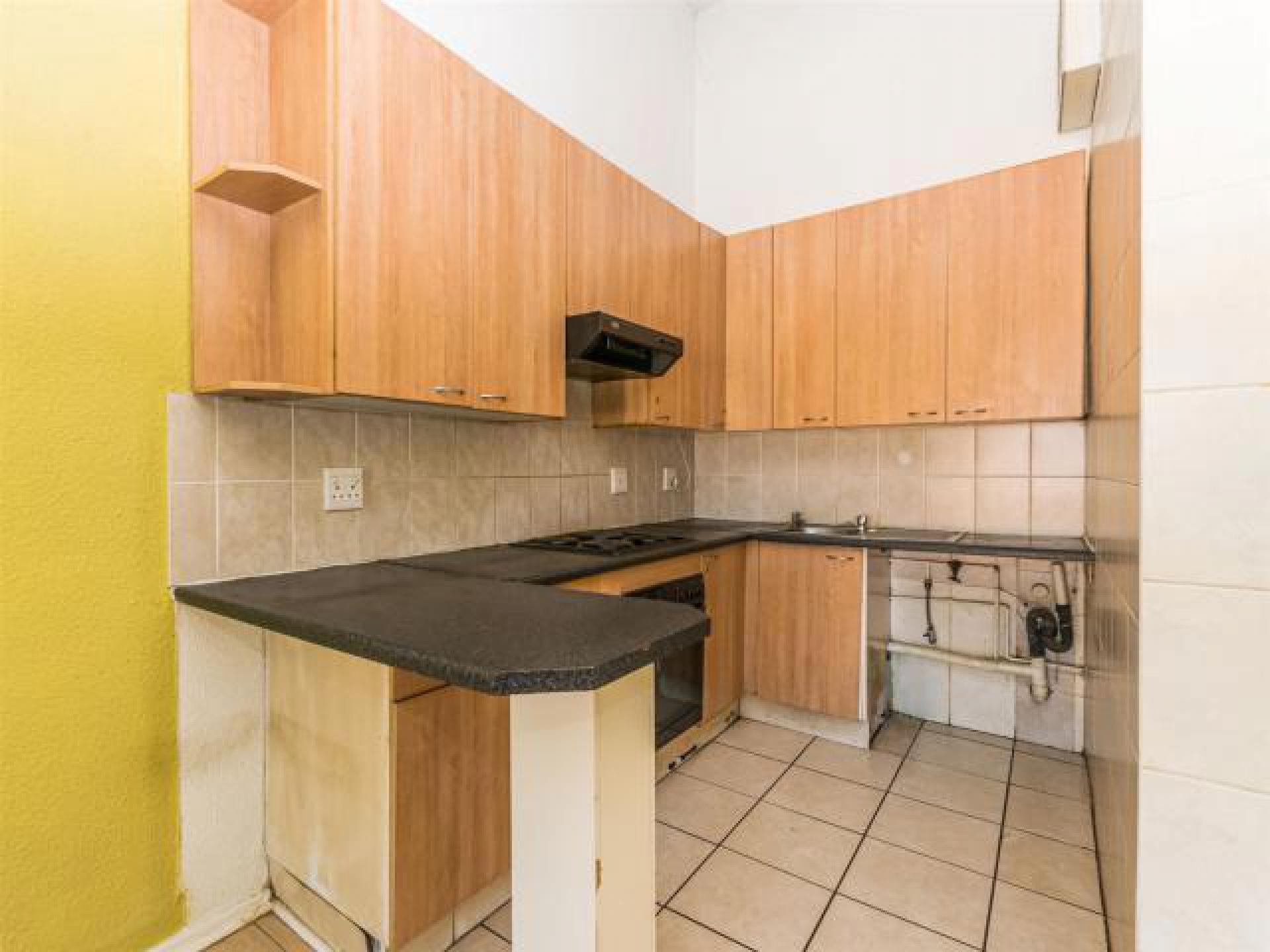 Kitchen - 7 square meters of property in Florida