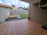 Patio of property in Cashan