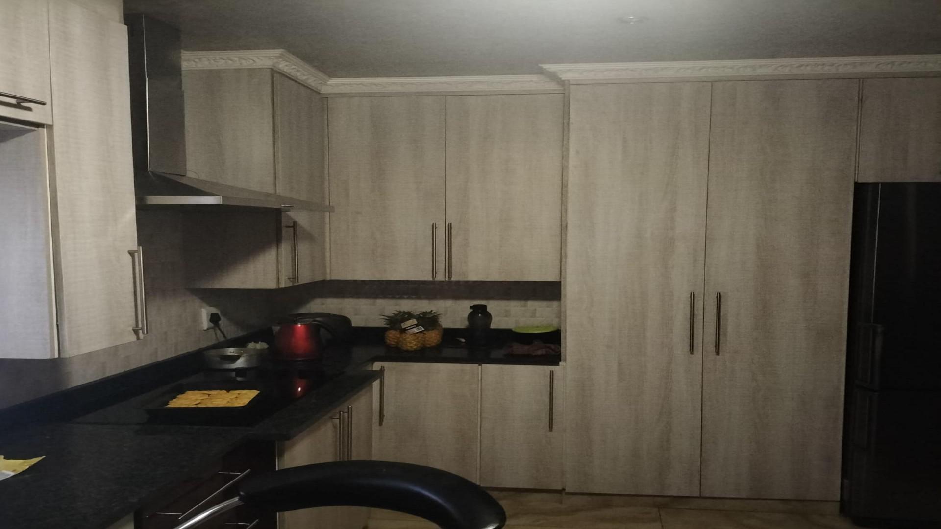 Kitchen of property in Vanderbijlpark