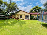 4 Bedroom 2 Bathroom House for Sale for sale in Brackenhurst