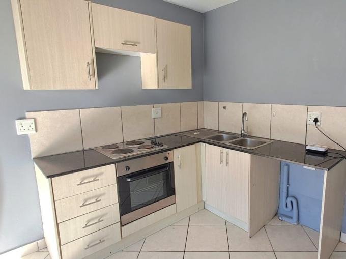 1 Bedroom Apartment for Sale For Sale in Athlone Park - MR568888