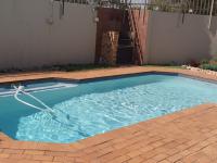  of property in Glenvista