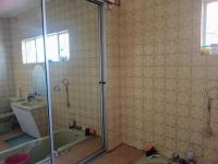 Bathroom 2 - 8 square meters of property in Brenthurst