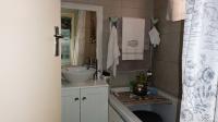 Bathroom 1 - 8 square meters of property in Parow Central