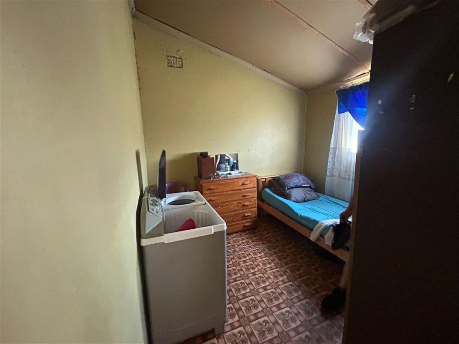 Bed Room 1 of property in Bethelsdorp