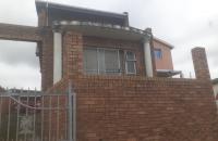 Front View of property in Arena Park