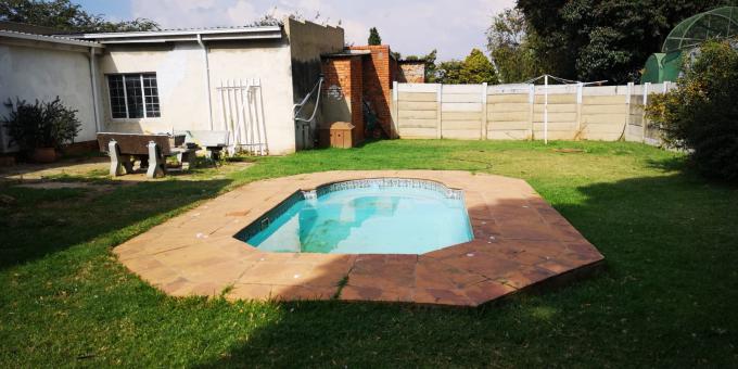 3 Bedroom House for Sale For Sale in Witpoortjie - MR569763