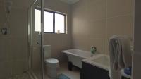 Bathroom 1 - 8 square meters of property in Kyalami Hills