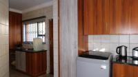 Scullery - 9 square meters of property in Montana Park