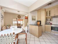Dining Room - 17 square meters of property in Douglasdale
