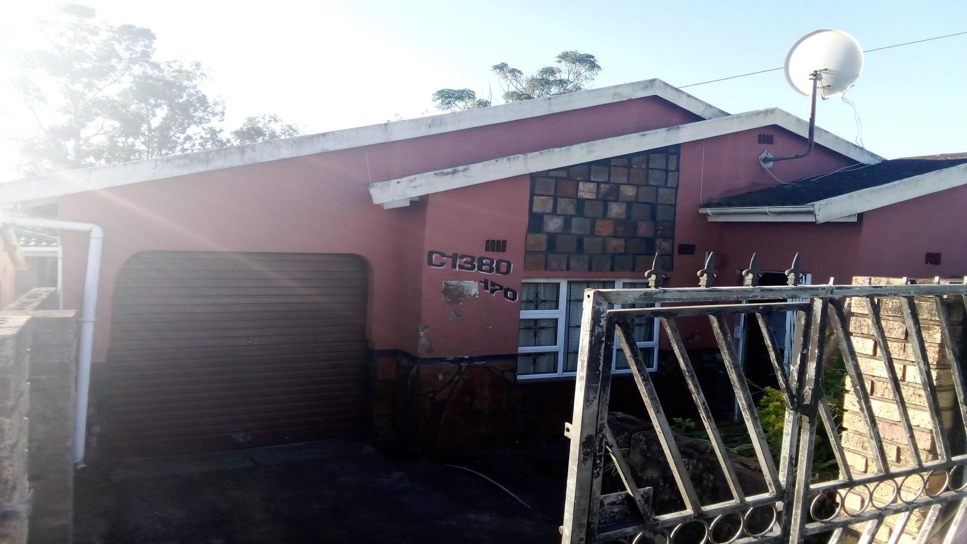 Front View of property in KwaMashu