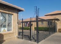 Front View of property in Annlin