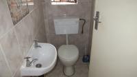 Bathroom 1 - 4 square meters of property in Naturena