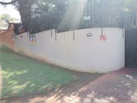 Front View of property in Glenvista