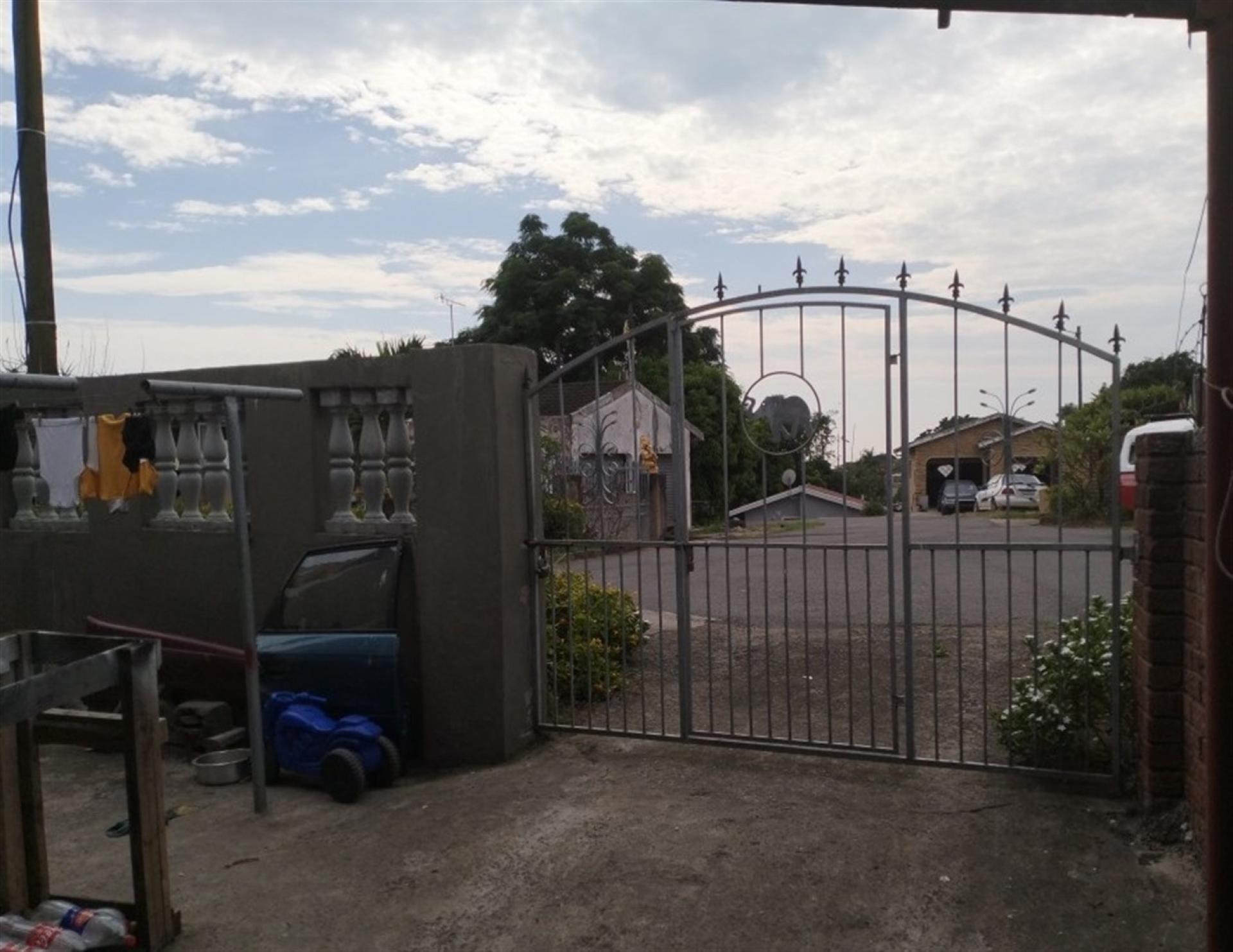 Front View of property in Redcliffe