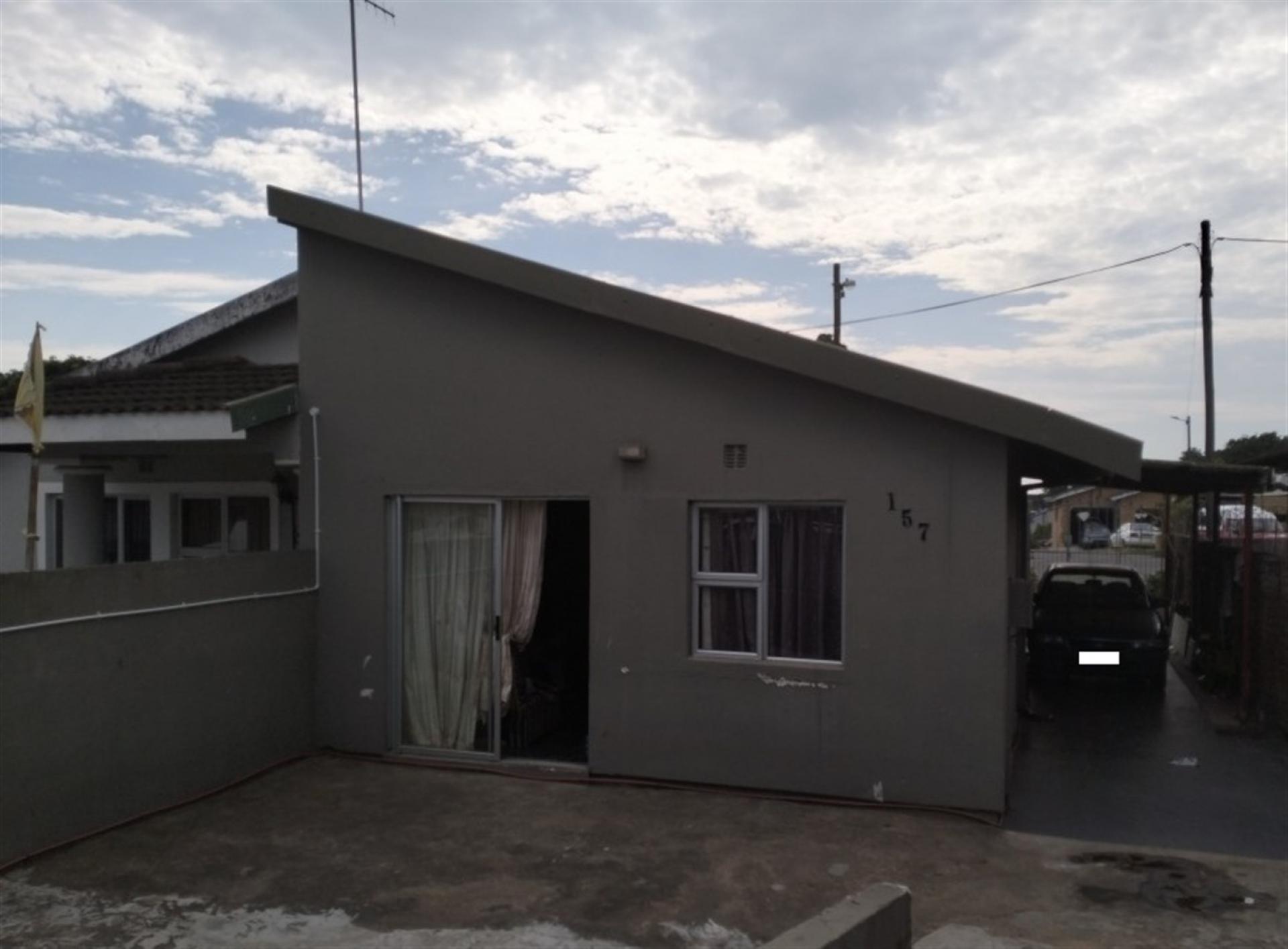 Front View of property in Redcliffe
