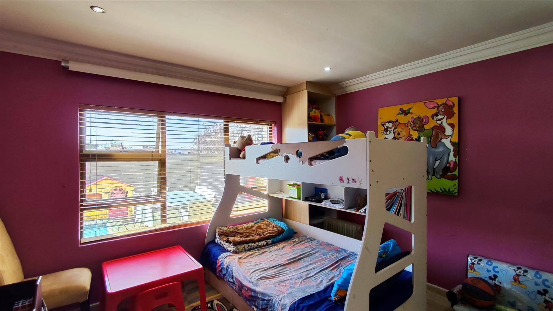 Bed Room 2 - 16 square meters of property in Parkhaven