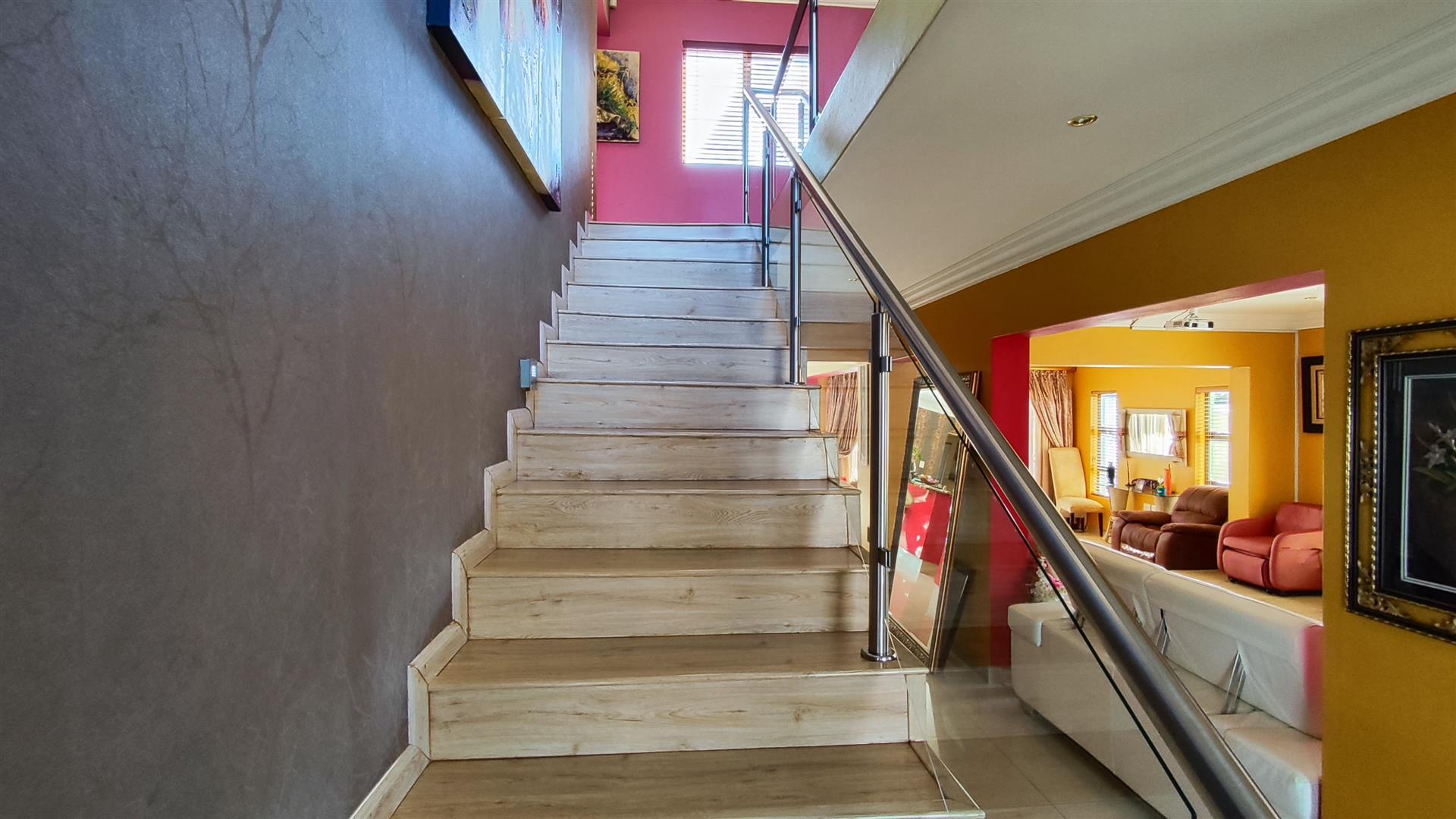 Spaces - 71 square meters of property in Parkhaven