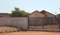 Front View of property in Lebowakgomo