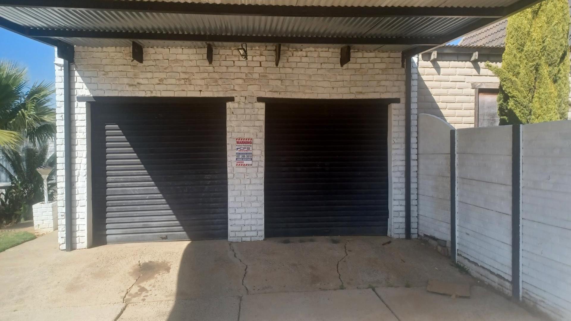 Spaces of property in Riebeeckstad