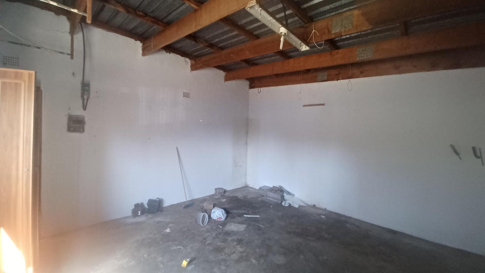 Garage of property in Riebeeckstad