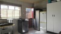 Kitchen - 14 square meters of property in Brakpan